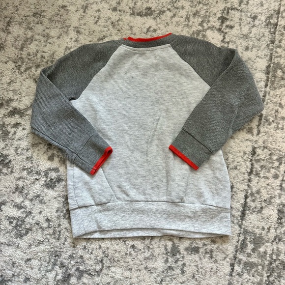 Toddler Boys OLD NAVY Sweater - Picture 2 of 3